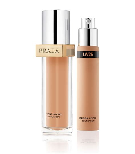 prada podkład|Prada skin optimizing foundation.